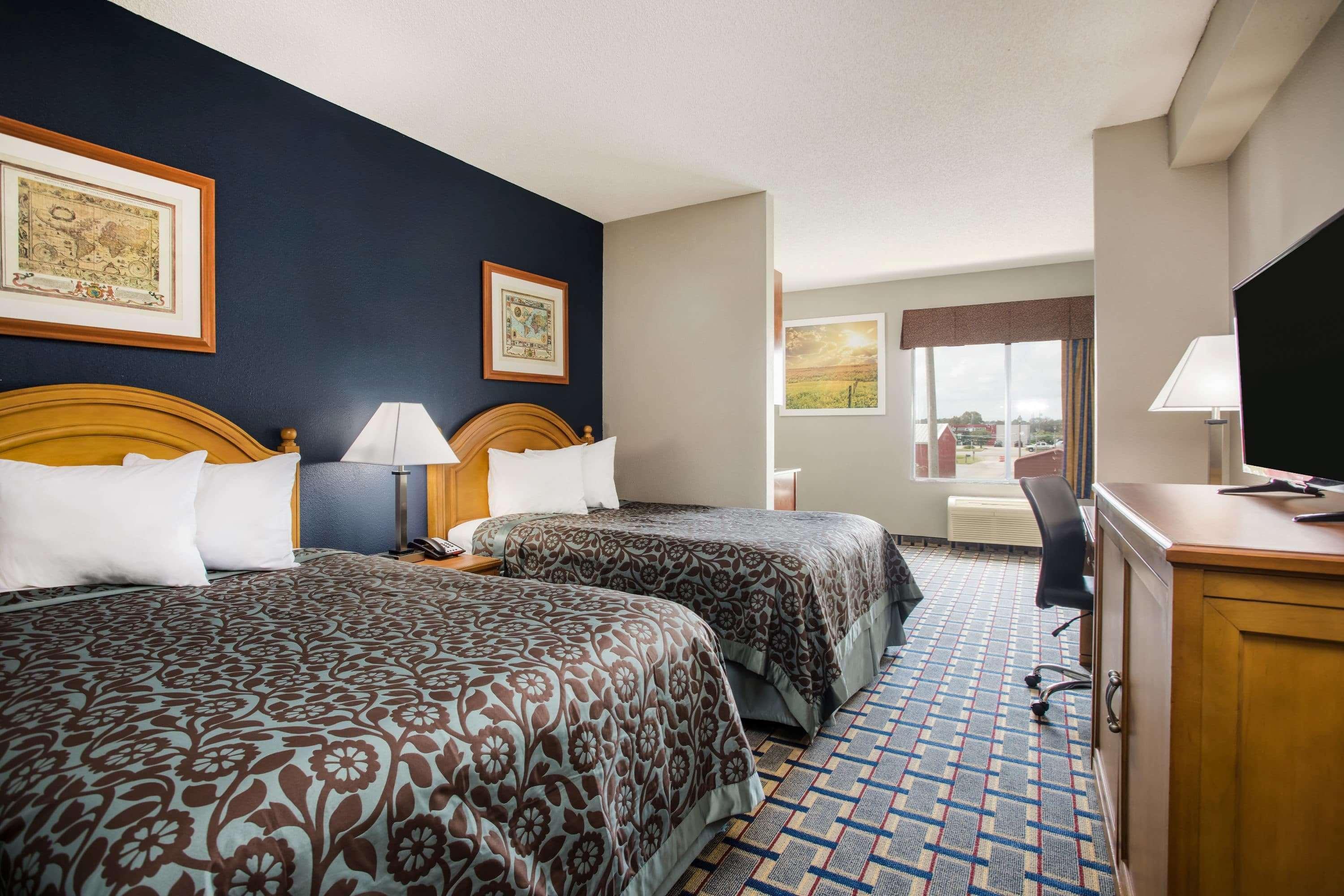 פולי Sleep Inn & Suites מראה חיצוני תמונה